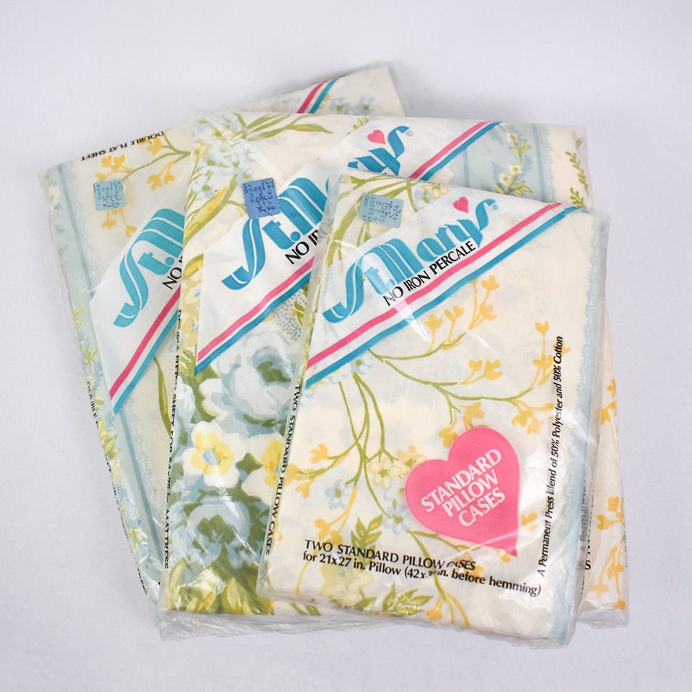 Vintage Sheets Blue Cabbage Roses Grand Millennial